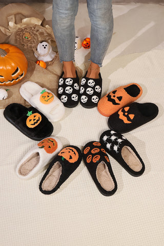 Halloween Pumpkin Plush Slippers - 2 Colors